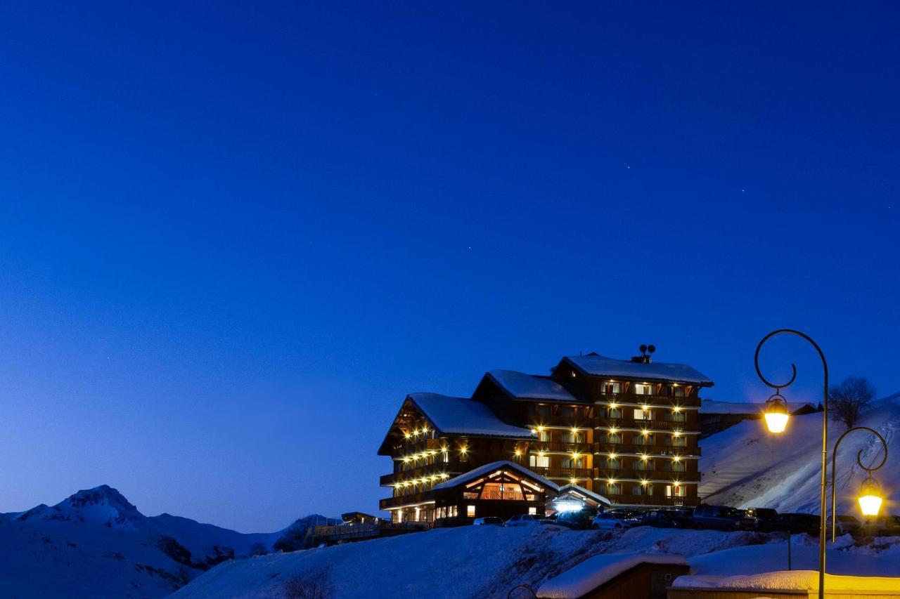 Ours Blanc Hotel & Spa Saint-Martin-de-Belleville Exteriör bild